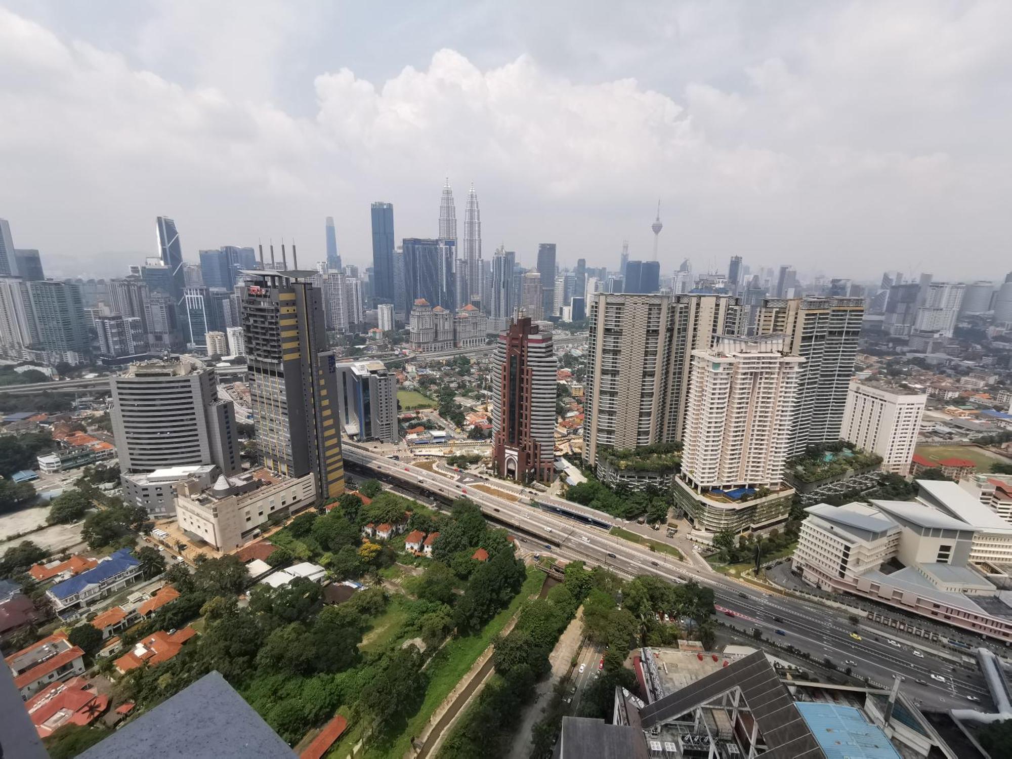 Expressionz Designer Suites Host By Aurora Premium Stay Kuala Lumpur Exterior foto