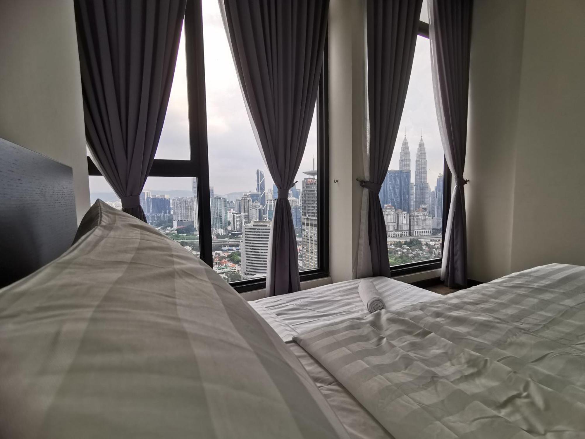 Expressionz Designer Suites Host By Aurora Premium Stay Kuala Lumpur Exterior foto